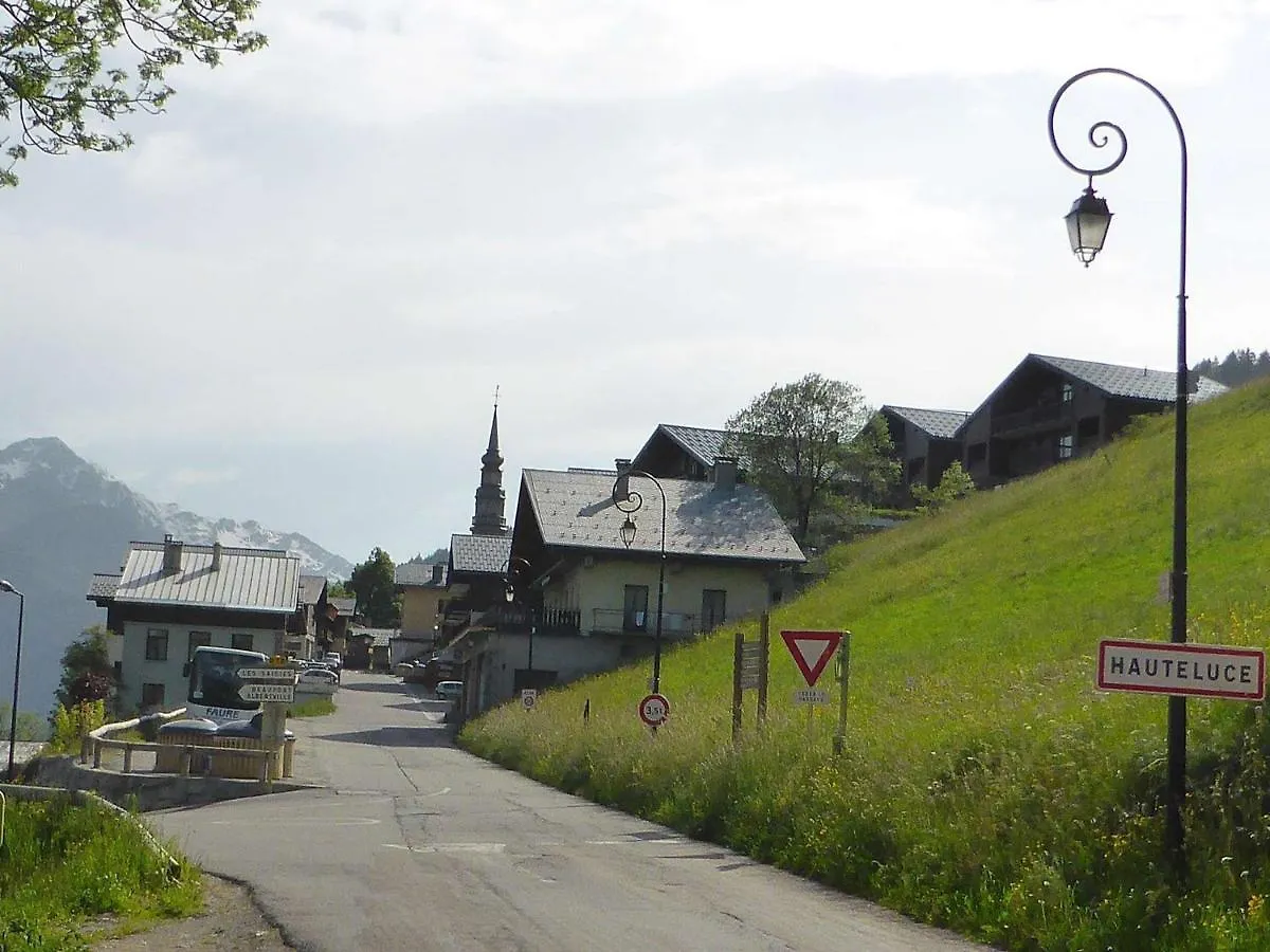 Charmant Mazot Savoyard A Hauteluce: Ideal Pour Couple, Proche Commerces Et Ski, Bien Equipe - Fr-1-342-263 Chalet Hauteluce